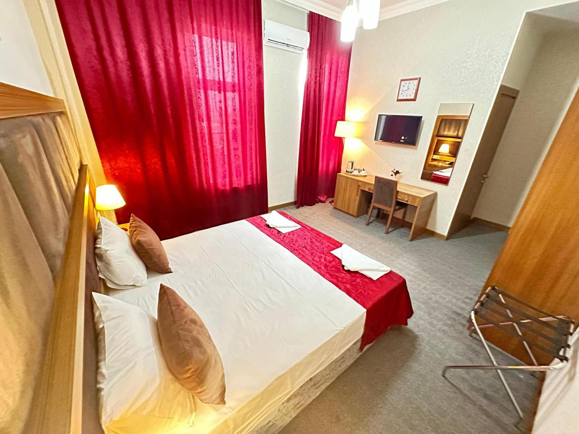 Turkiye Hotel Баку Экстерьер фото